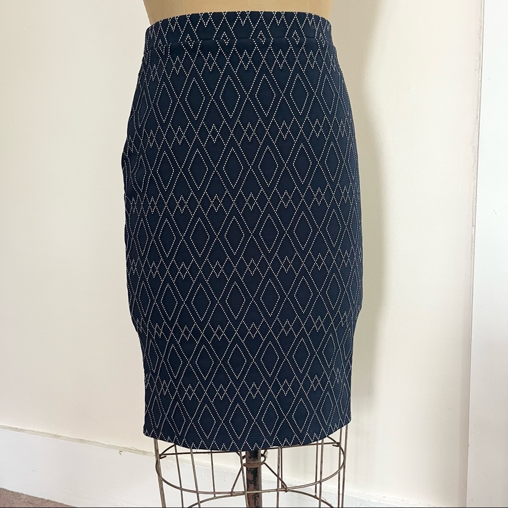 Leota Women’s Stretchy Pencil Skirt Size Large
